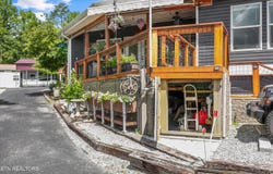 844 Peacock Ridge Rd, Townsend, TN 37882