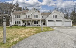 4 Divot Drive, Gray, ME 04039