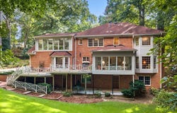 200 Wedgeway, Sandy Springs, GA 30350