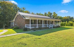 543 County Road 538, Rogersville, AL 35652