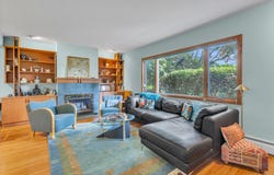 14 Spencer Way, Kings Park, NY 11754