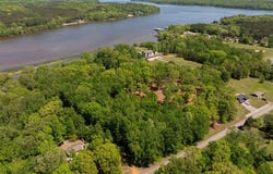 1 Sauger Lane, Murray, KY 42071
