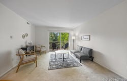 3410 Devonwood Hills NE, Grand Rapids, MI 49525