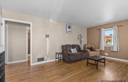 2621 e 13TH ST, Cheyenne, WY 82001