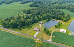 754 Persimmon Ridge Rd., Morganfield, KY 42437