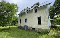 52 N MAIN Street, CLINTONVILLE, WI 54929