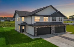 4391 W 77th Avenue, Merrillville, IN 46410