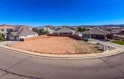 422 E Saddleback Rd, Washington, UT 84780