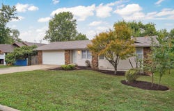 2653 W Blackburn Drive, Springfield, MO 65807