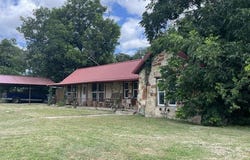 208 E 3rd Street, Hico, TX 76457