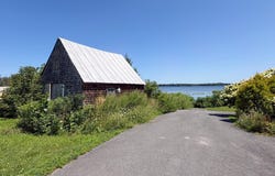 17 Dumont Road, Champlain, NY 12919