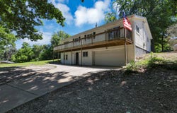 187 Valley View Drive SE, Heath, OH 43056