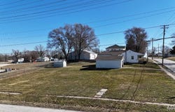 106 E Benson Street, Pittsfield, IL 62363