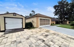 902 GREENBELT Circle, BRANDON, FL 33510