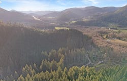 1860 EAKIN Rd, Azalea, OR 97410