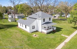 208 Dutton Street, Eaton Rapids, MI 48827