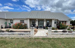 360 Bluff Creek Rd, Center Point, TX 78010