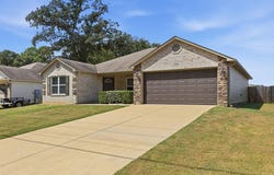 9705 Zuber Road, Alexander, AR 72002