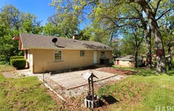 26 Woodland Avenue, Fox Lake, IL 60020