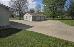 129 NW 251st Road, Clinton, MO 64735