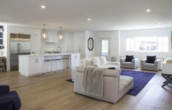 6429 Dowling Drive, La Jolla, CA 92037