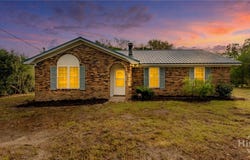 525 Carolyn St., Metter, GA 30439