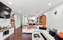 4620 LOWER Dr, LakeOswego, OR 97035