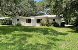 1736 36th Avenue, Vero Beach, FL 32960