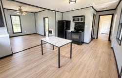 215 S 3rd St, Baldwyn, MS 38824