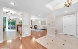 425 Benjamin Drive, Vernon Hills, IL 60061