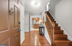15 MIDDLEBRIDGE Court, SILVER SPRING, MD 20906