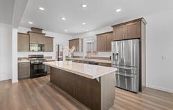841 S 26TH Ave, Cornelius, OR 97113
