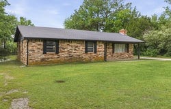 263 Wisteria Street, Lone Grove, OK 73443