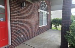 33445 Bay Hill Drive, Romulus, MI 48174