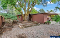 2505 NW Pendleton Pl, Corvallis, OR 97330-0000