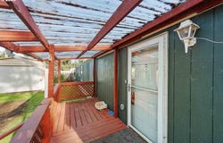 67624 SPINREEL Rd, NorthBend, OR 97459