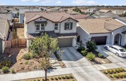 534 Laurel Crest Avenue, Madera, CA 93636