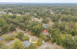 70 HOLT St, Savannah, TN 38372