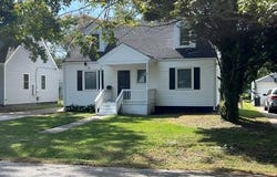 32 W Southampton Avenue, Hampton, VA 23669