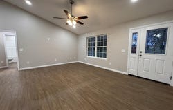 305 Arnold Rd, Douglas, GA 31535