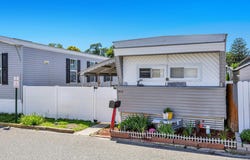600 Broadway, Amityville, NY 11701