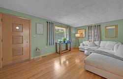 127 Springfield St, Palmer, MA 01069