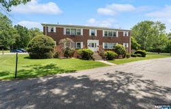 3 Rustic Circle, Montvale, NJ 07645