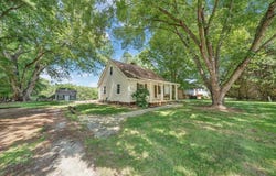 1209 BISHOP Road, Blacksburg, VA 24060
