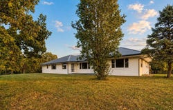 978 E Highway 14, Lead Hill, AR 72644