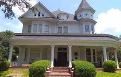 207 E Percy Street, Indianola, MS 38751