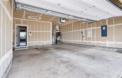 1335 S LARCH St, Canby, OR 97013