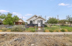228 8th Ave S, Buhl, ID 83316
