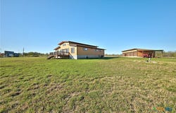 120 Loopsy Lane, Dale, TX 78616