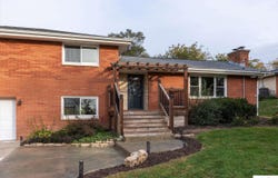 8601 S 42 Street, Omaha, NE 68147